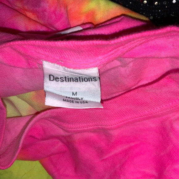 Women’s Long Sleeve Tie-Dye Virginia Beach Shirt Preowned Size MEDIUM - Picture 3 of 3